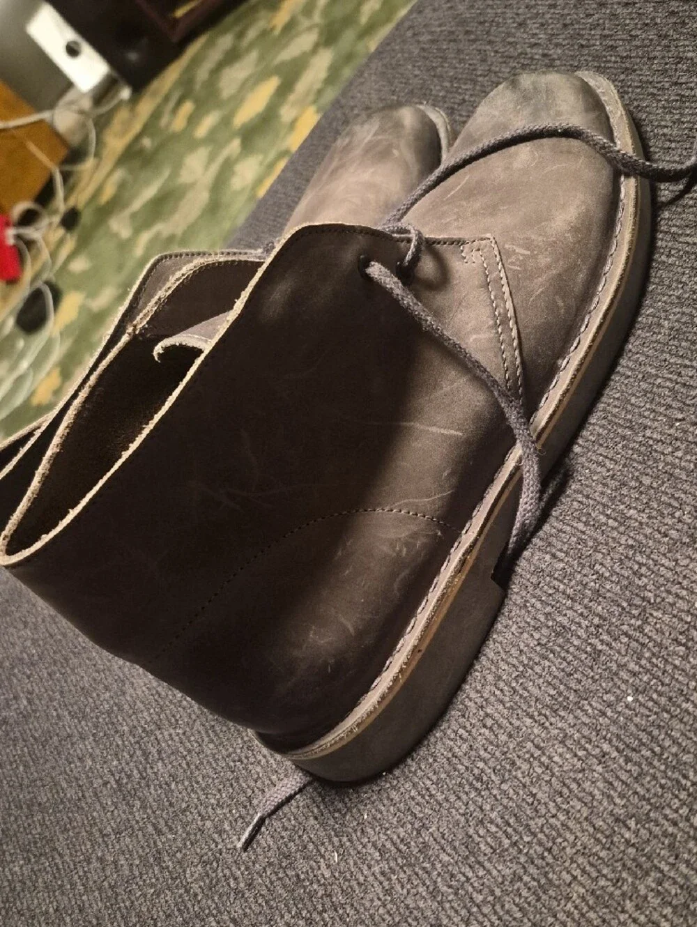 Clarks Men's Chukka Boots in Charcoal Gray
